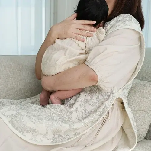 이몽 뜨왈드주이 엄마 턱받이 앞치마 수유가리개 침받이 이유식 아기 트림패드