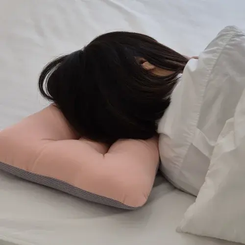 피넛버터젤리 피오라 빨아쓰는 낮은 경추 베개 어린이 초등 학생 유아 키즈 양면 일체형